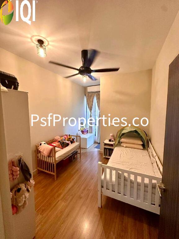 Elmina Valley 2 image