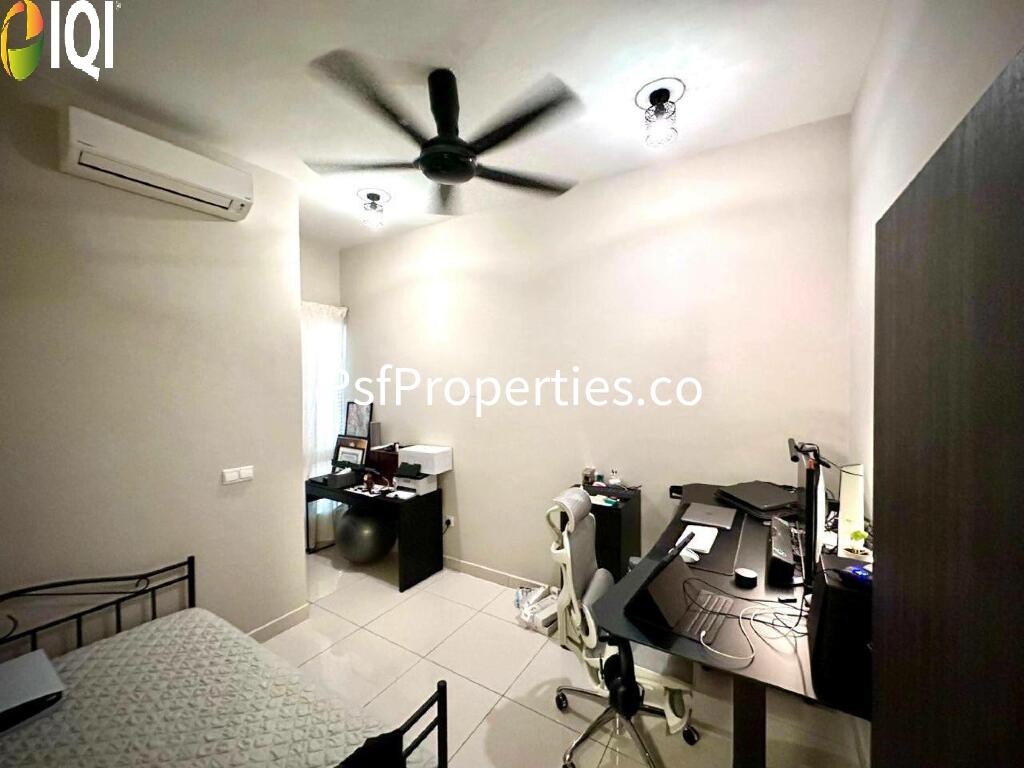 Elmina Valley 2 image