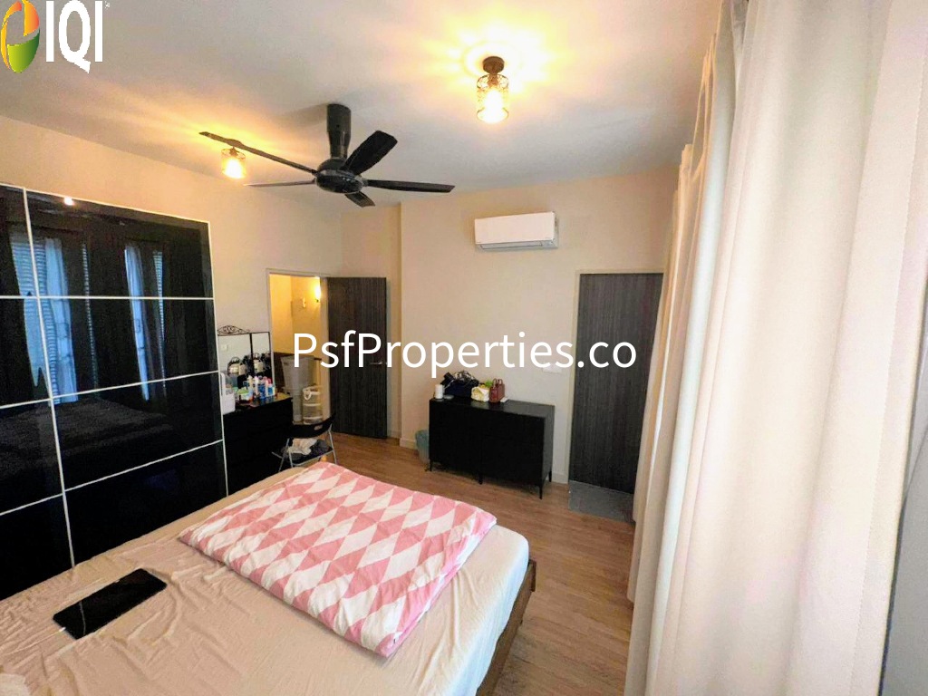 Elmina Valley 2 image