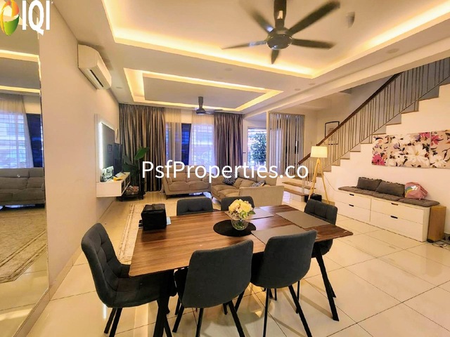 Elmina Valley 4 photo