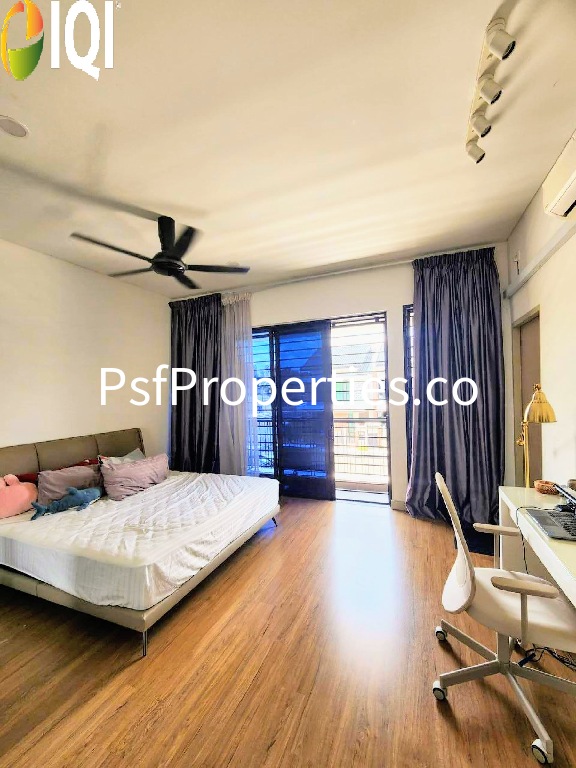 Elmina Valley 4 image