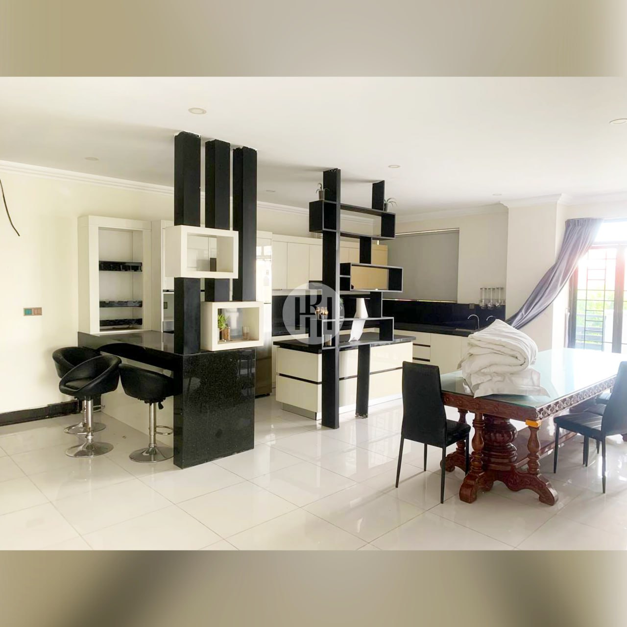 Apartment For Rent image