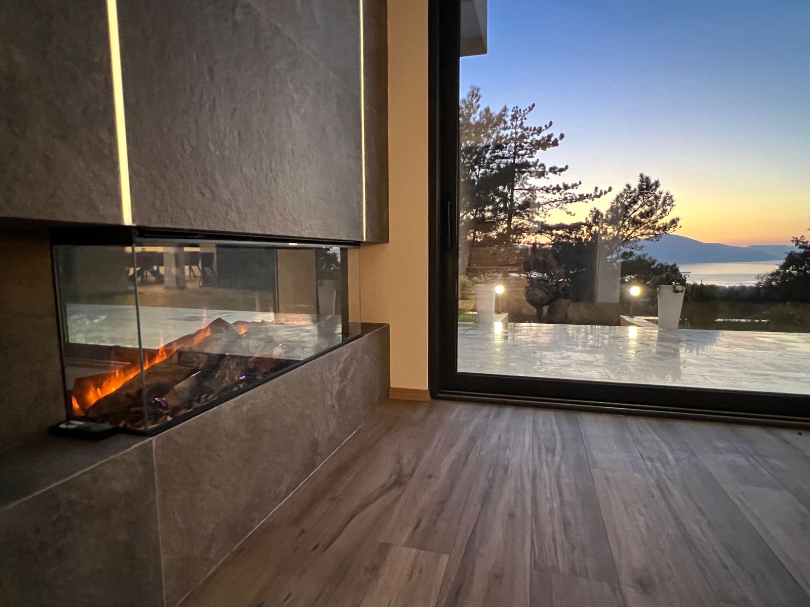 Modern Four-Bedroom Family Villa with Rooftop Pool and Panoramic Sea Views image