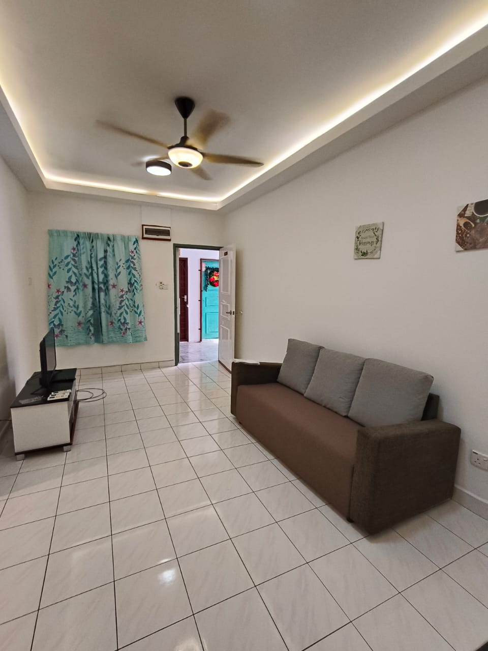 Beverly Hills 3 image