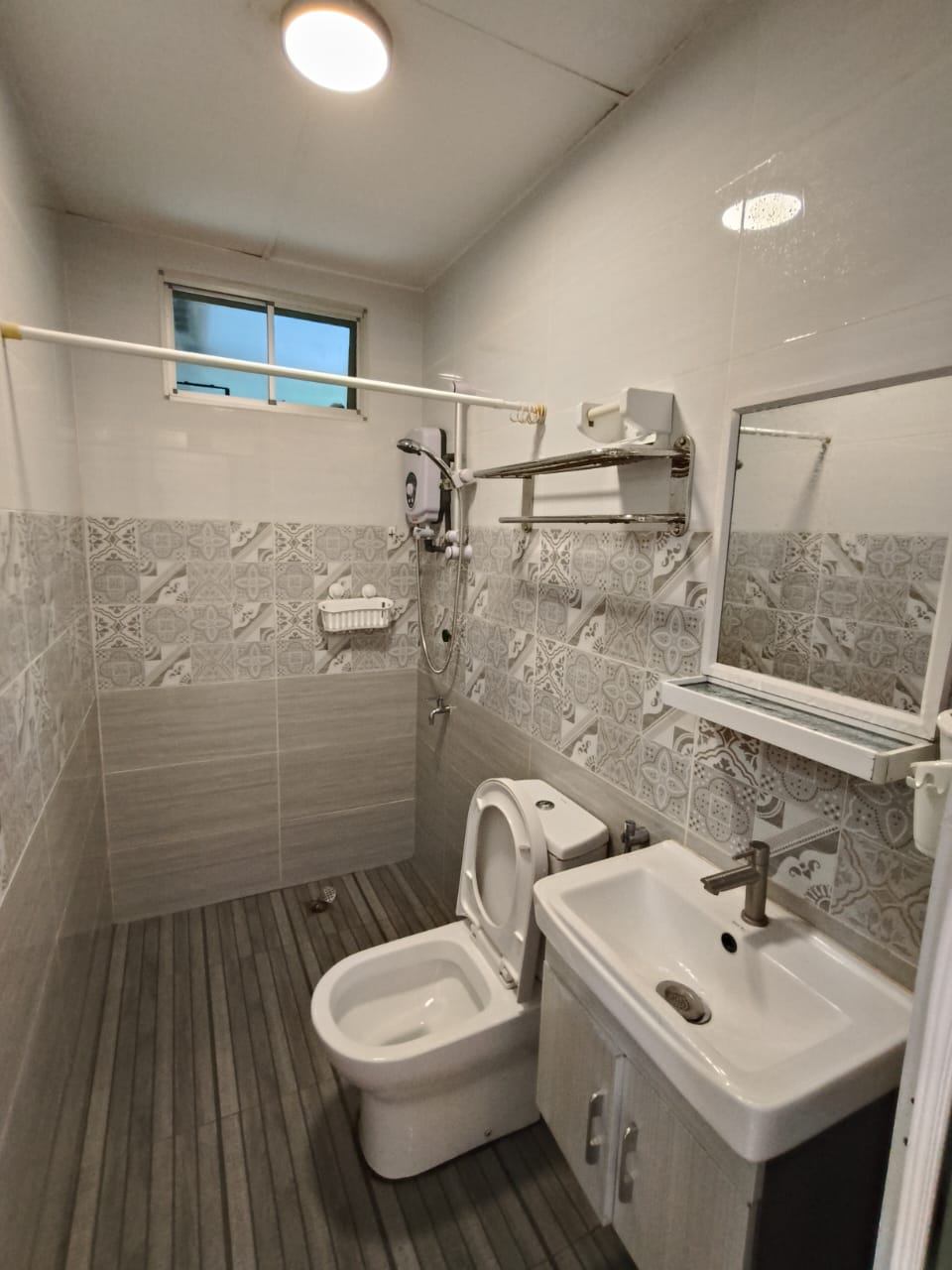 Beverly Hills 3 image