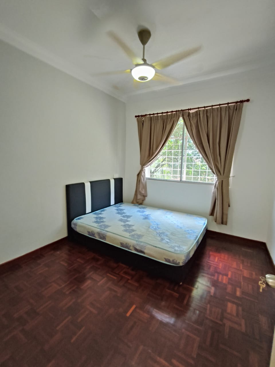 Beverly Hills 3 image