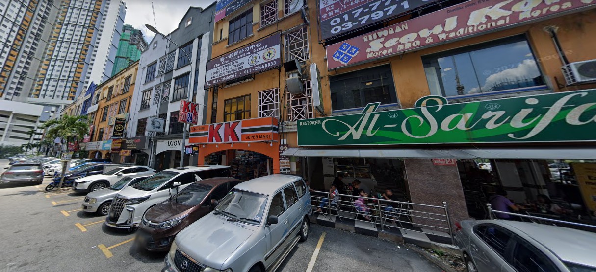 Taman Danau Desa image