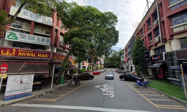 Taman Danau Desa image