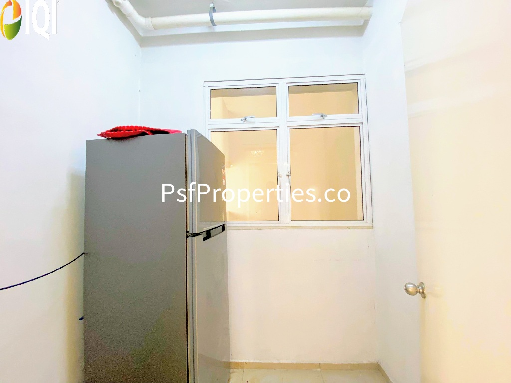 One Jelatek Condominium image