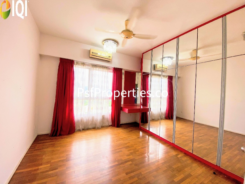 One Jelatek Condominium image