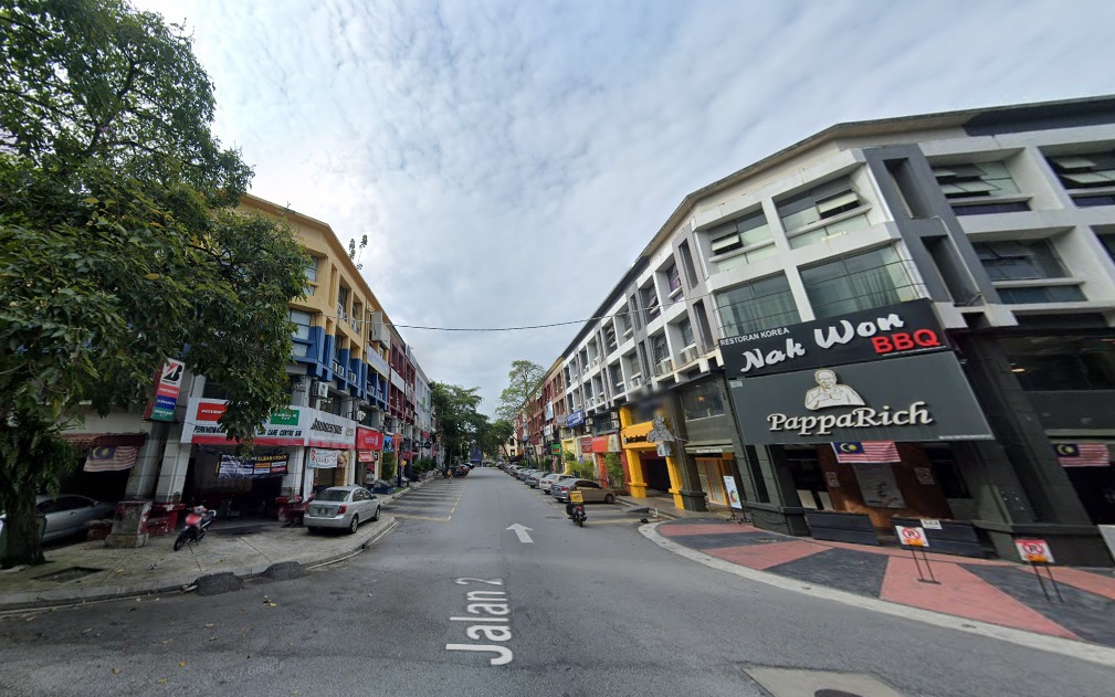 Taman Danau Desa image