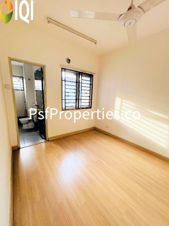 Saron @Bandar Bukit Raja image