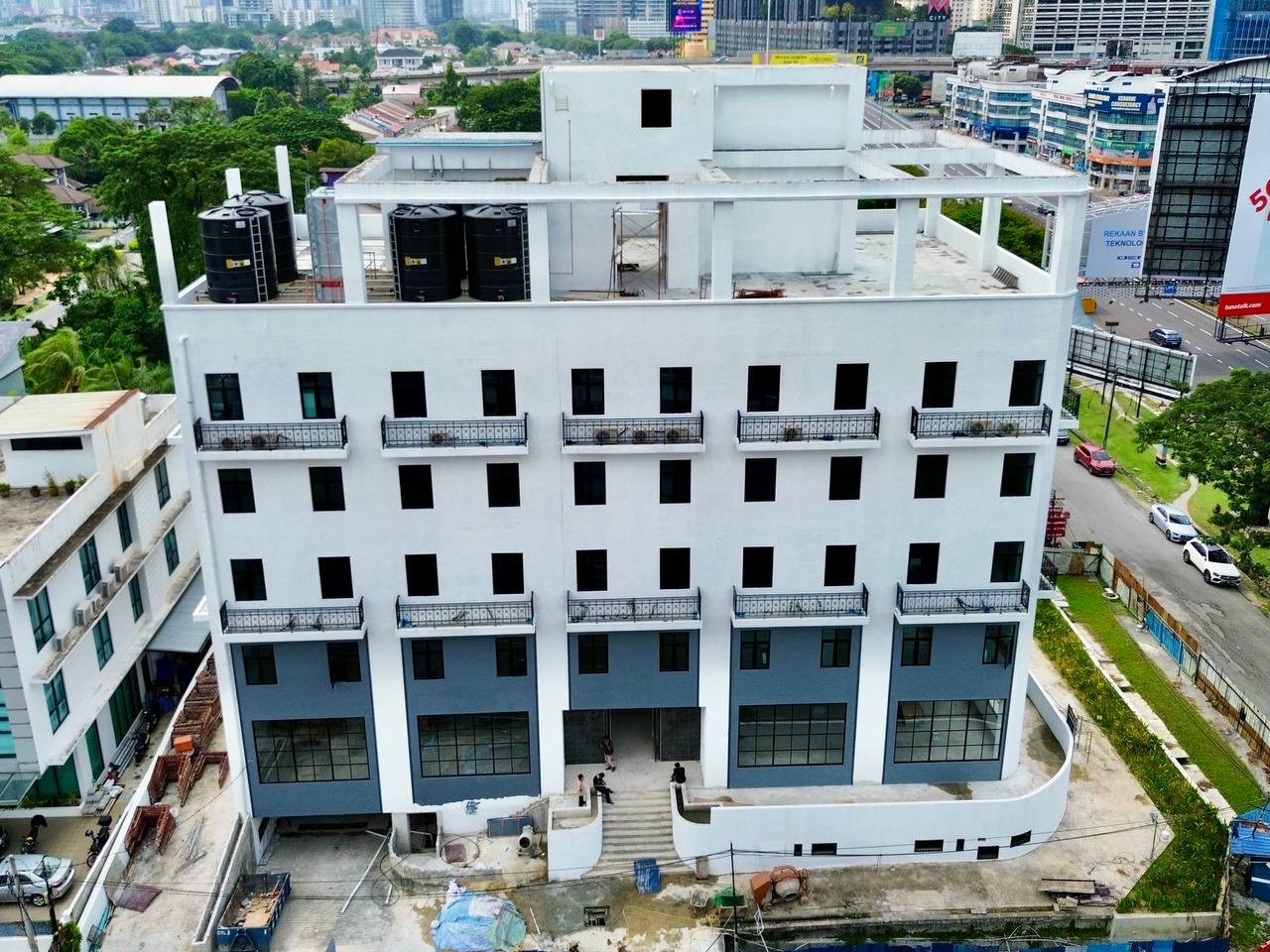 6 Storey Shoplot Hotel Ampang Utama, Ampang image