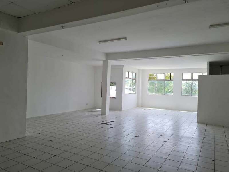 Salut Commercial Centre