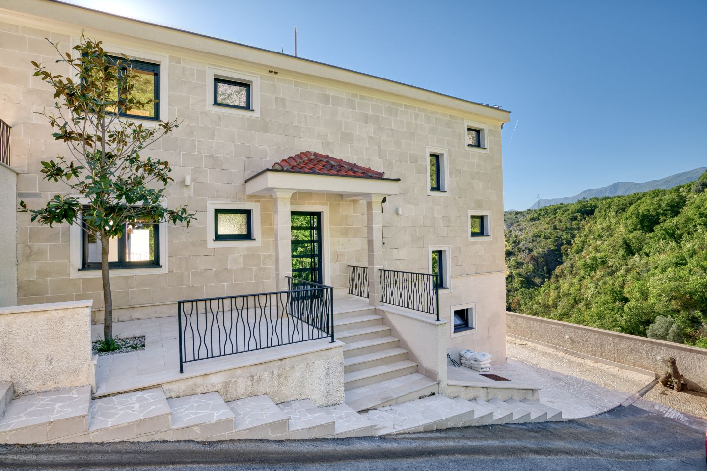 Modern 4-Bedroom Villa with Panoramic Sea Views image