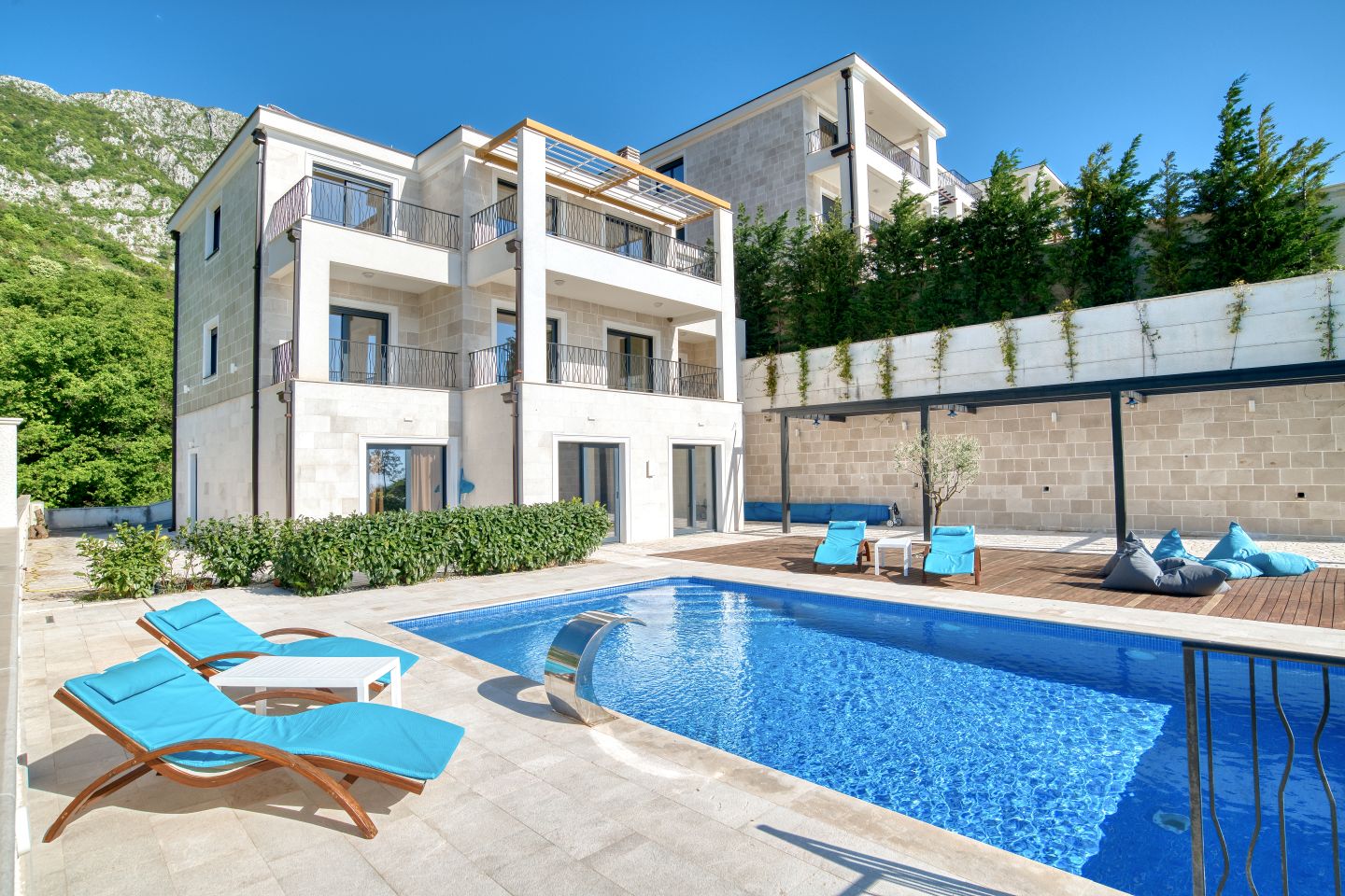 Modern 4-Bedroom Villa with Panoramic Sea Views image