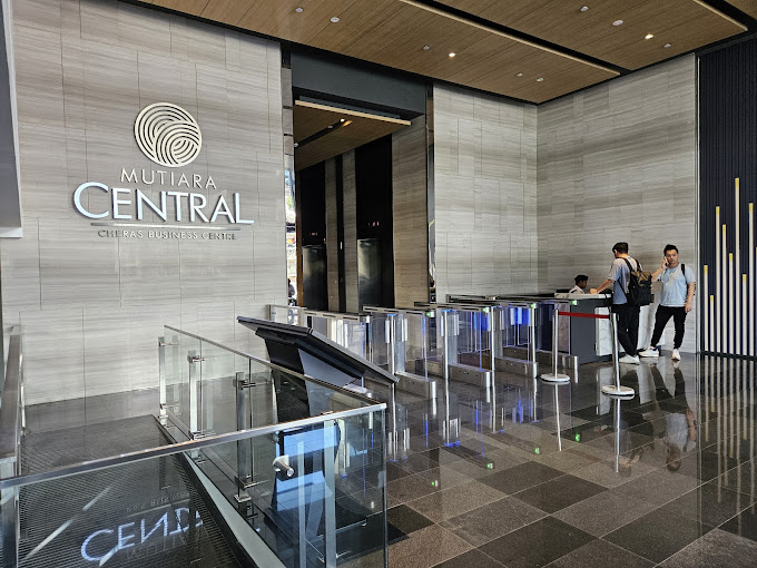 Mutiara Central image