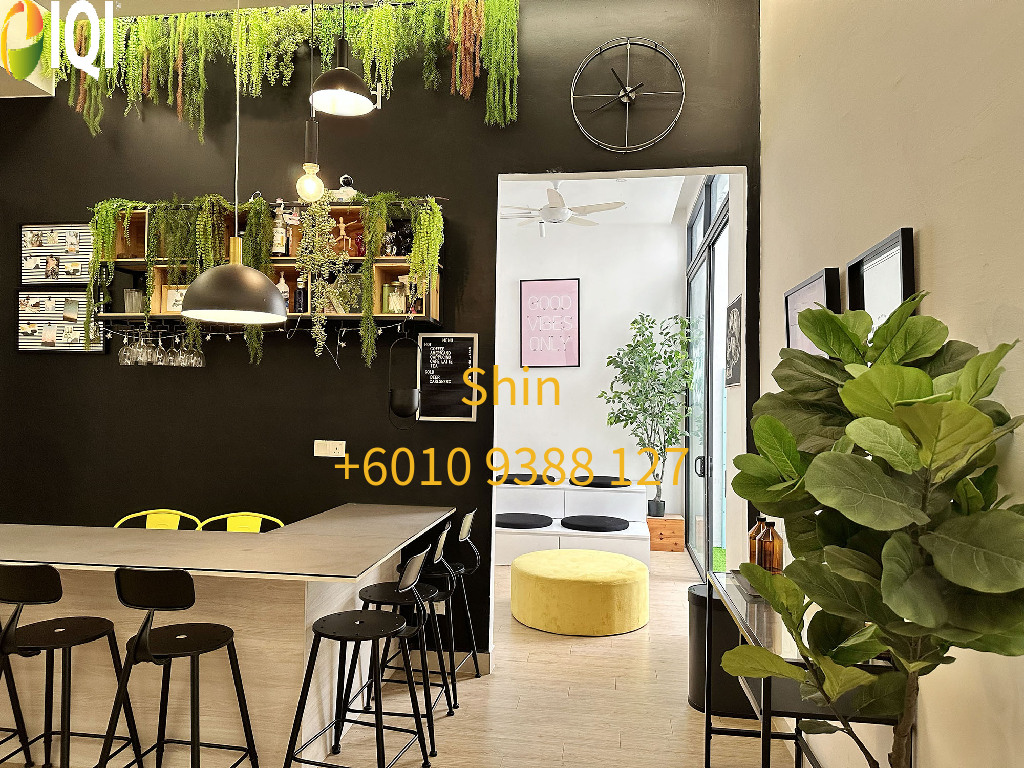 Empire Residence image