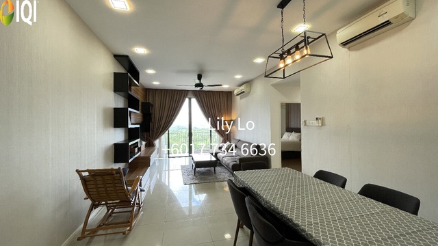 The WaterEdge Residences photo