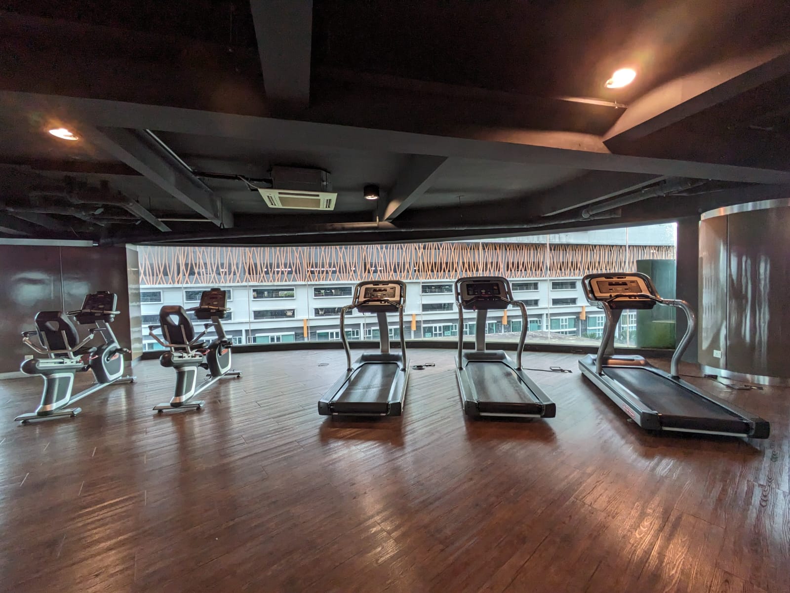 Tiara Mutiara 1  image