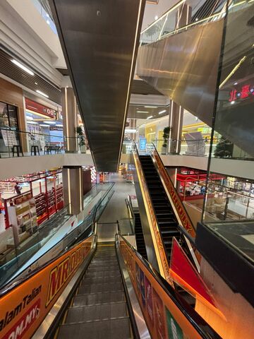 Tiara Mutiara 1  image