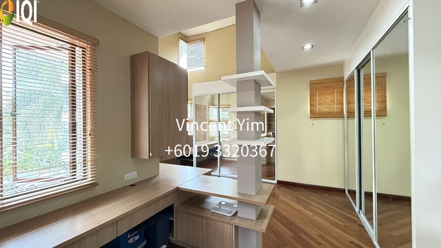 Desa Sri Hartamas Prime Bungalow With Pool For Sale - A Great Bargain image