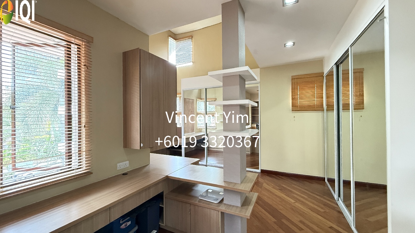 Desa Sri Hartamas Prime Bungalow With Pool For Sale - A Great Bargain image