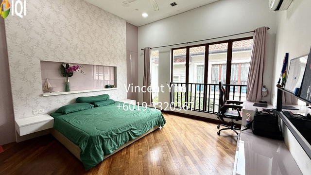 Desa Sri Hartamas Prime Bungalow With Pool For Sale - A Great Bargain image