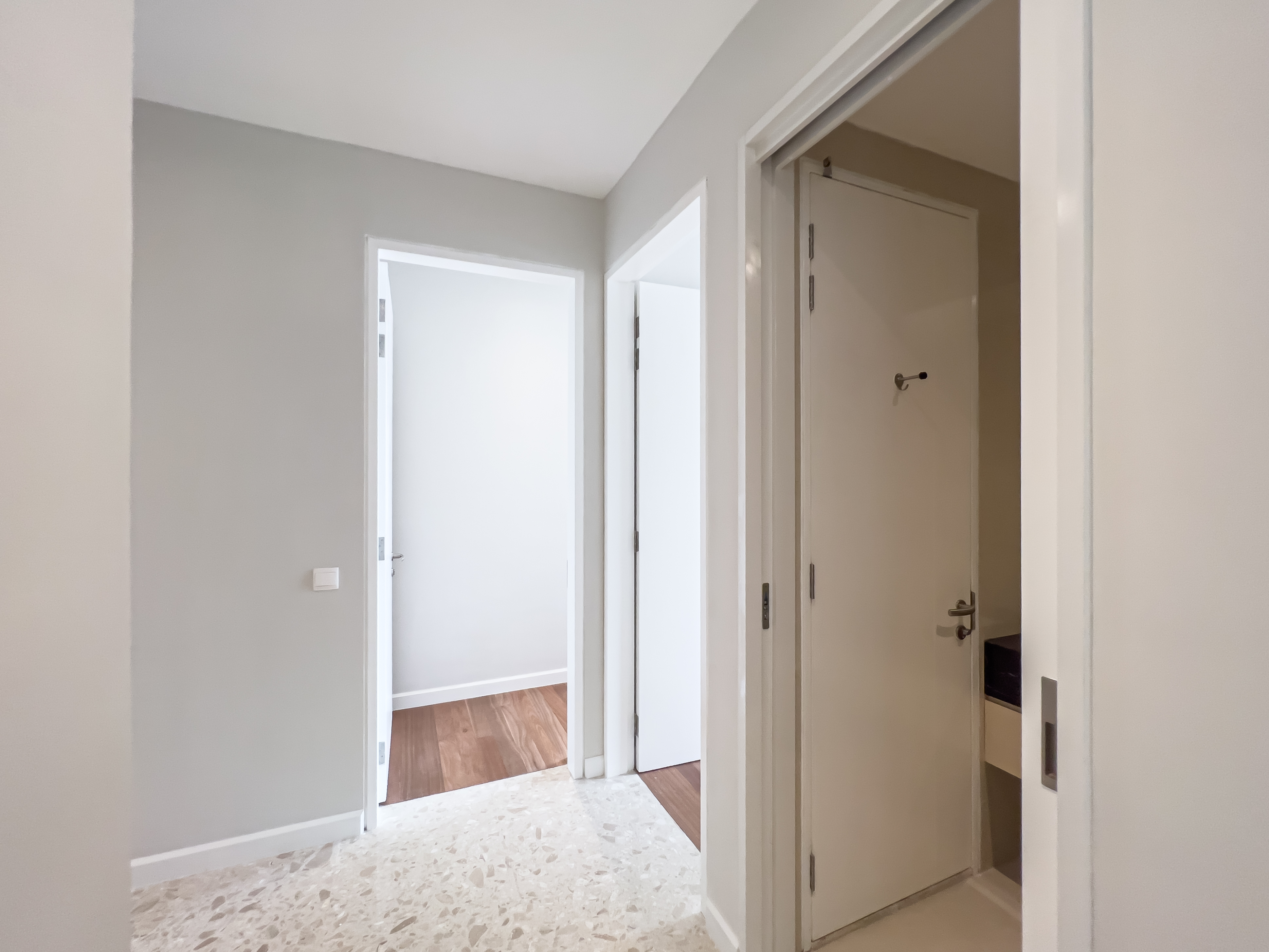 Pavilion Ceylon Hill image