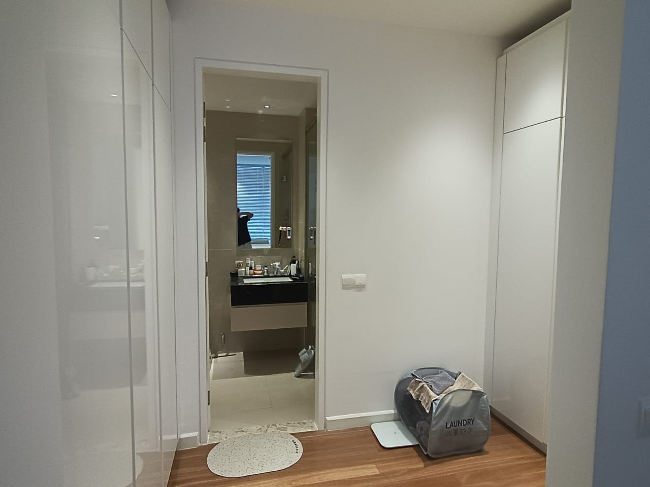 Pavilion Ceylon Hill image