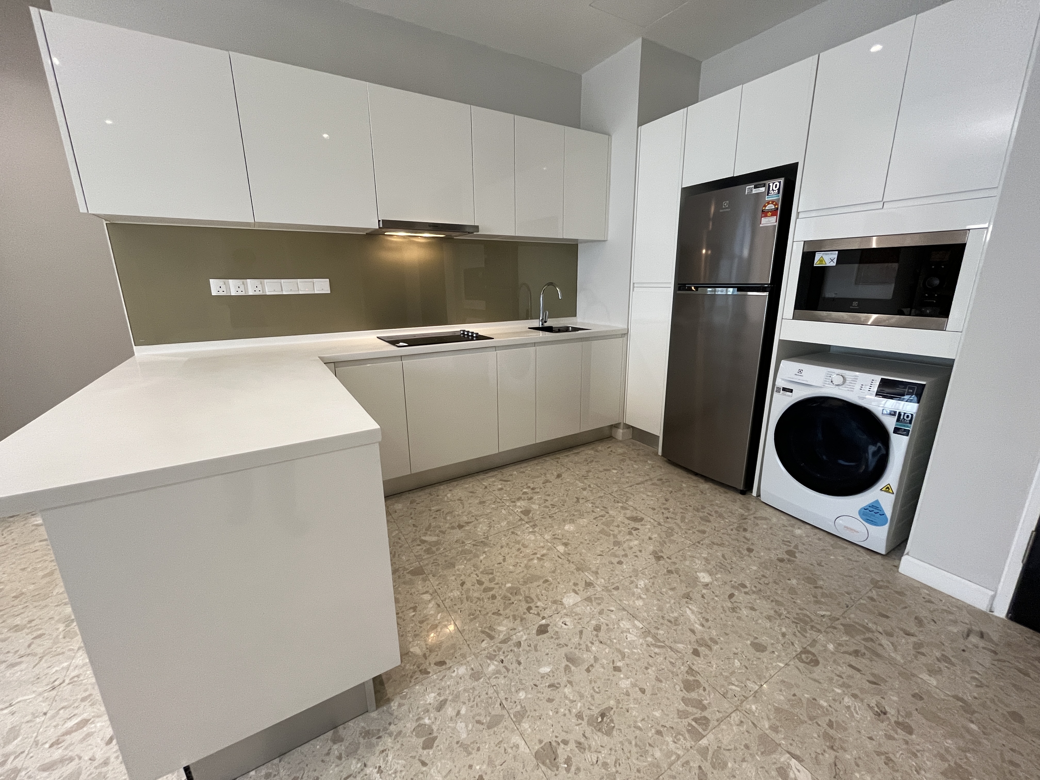 Pavilion Ceylon Hill image