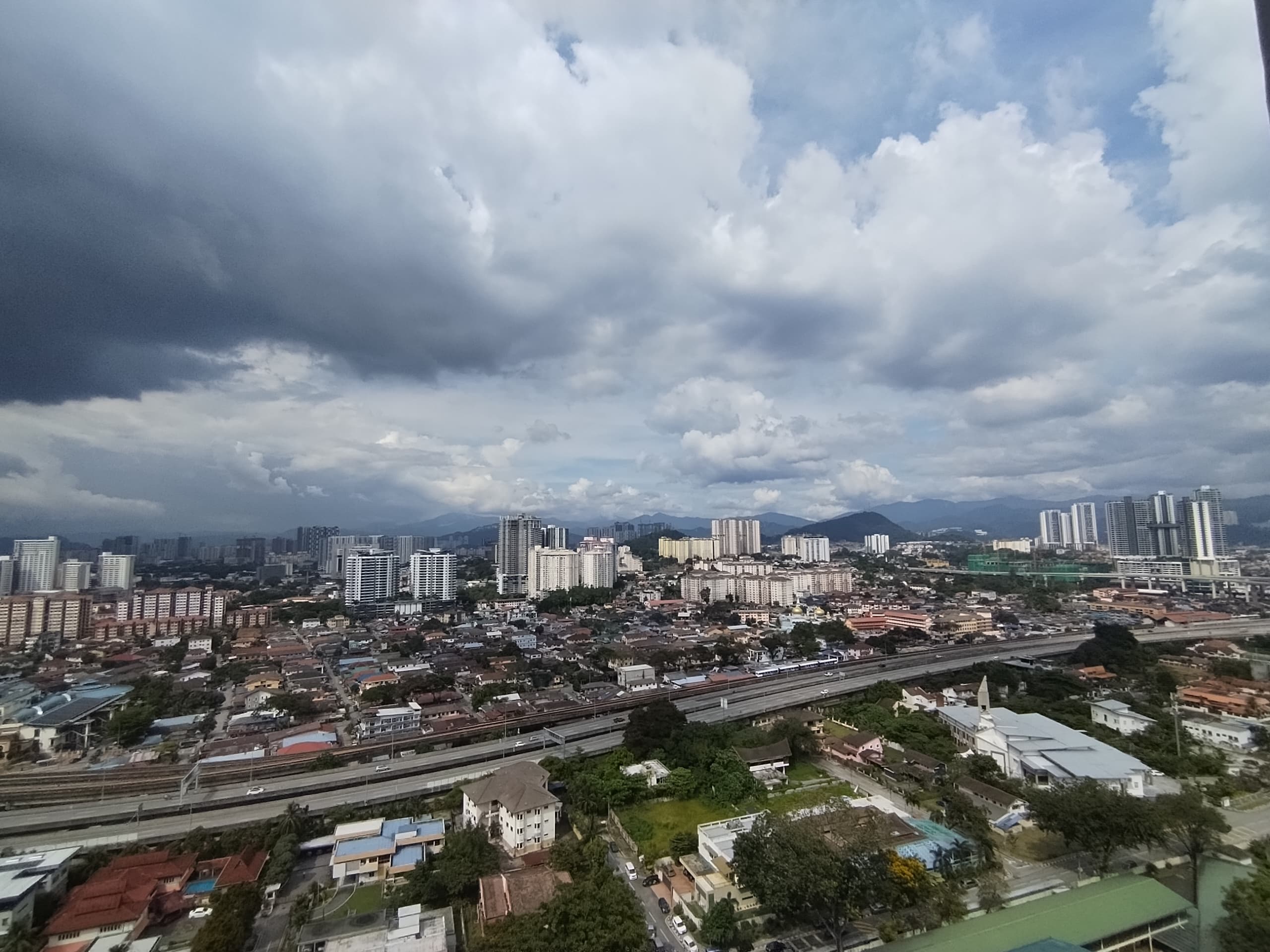  Pavilion Oxford Residences image