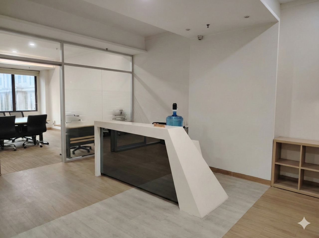 Megan Avenue 2 image