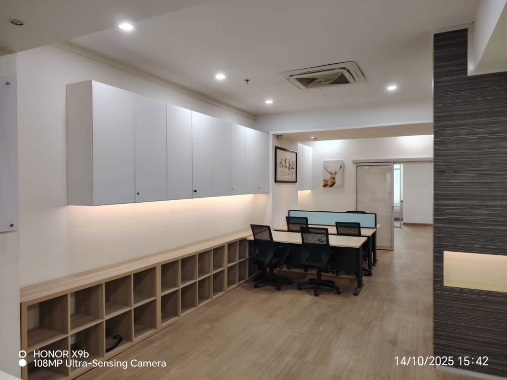 Megan Avenue 2 image