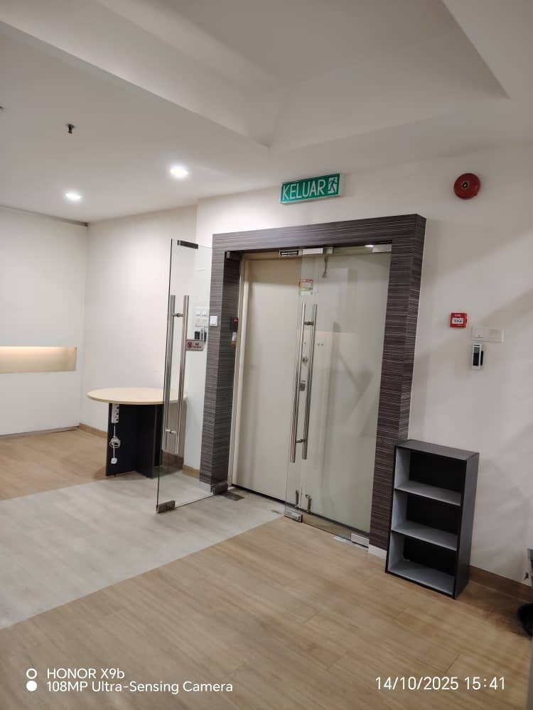 Megan Avenue 2 image