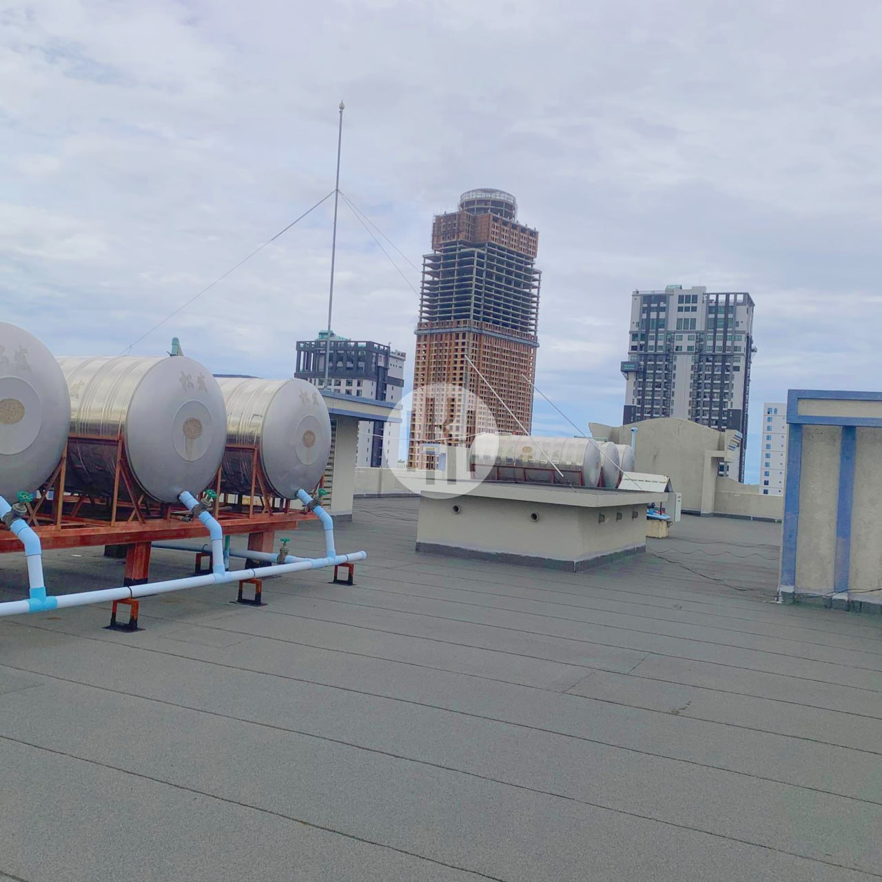 Apartment For Rent image