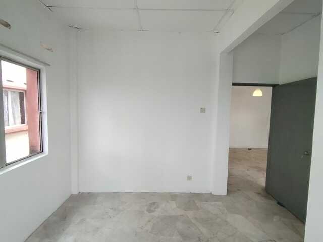 Kekwa Apartment @ Putra Perdana image