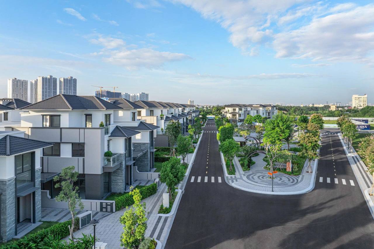 GLADIA KHANG DIEN - DETACHED VILLA AX-X - PRIVATE GARDEN - PRICE 51.915 BILLION image