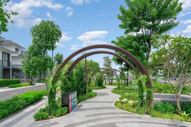 GLADIA KHANG DIEN - DETACHED VILLA AX-X - PRIVATE GARDEN - PRICE 51.915 BILLION image