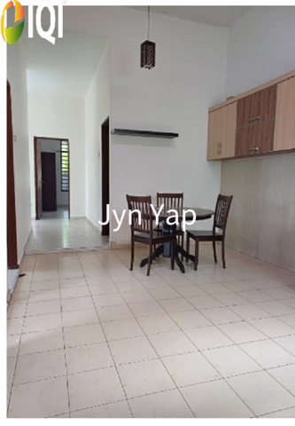 Single Storey Terrace House End Lot image