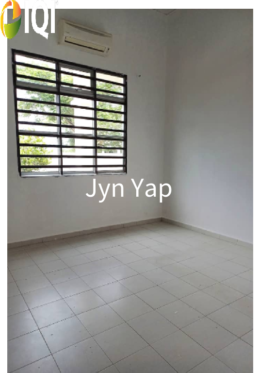 Single Storey Terrace House End Lot image