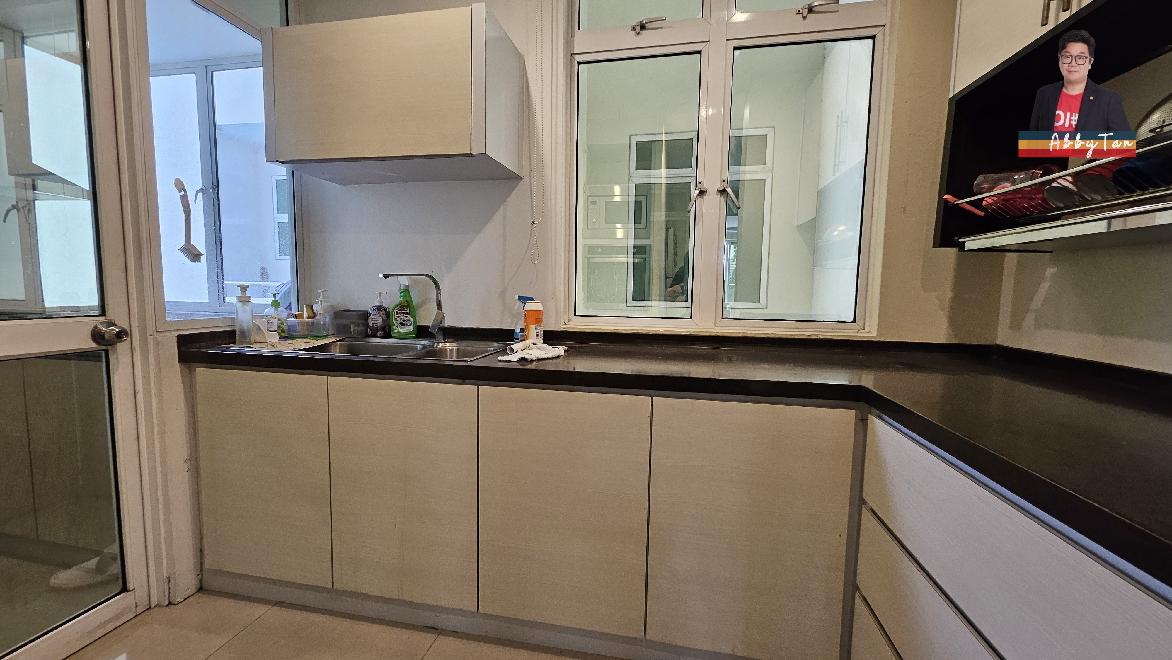 Big 1,881 sqft Family Condo at RM2,900 | Hing Tower Kobusak image
