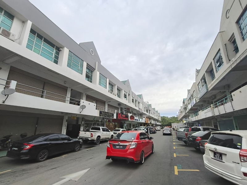 PLAZA KINGFISHER