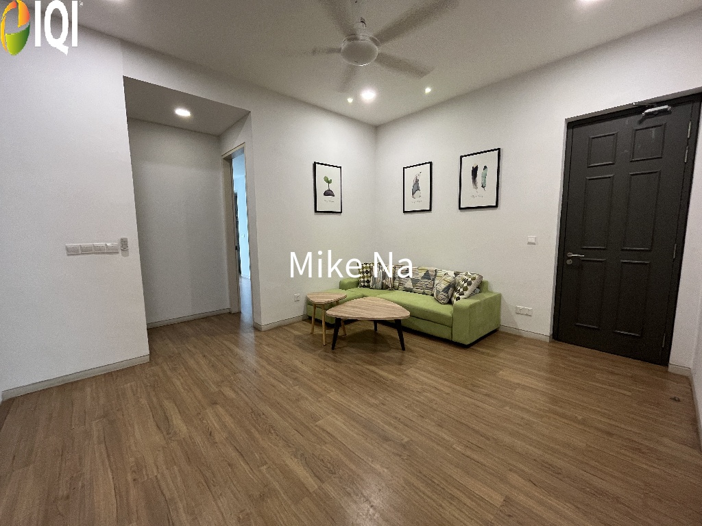 Tropical Villa Luxury Service Suites image