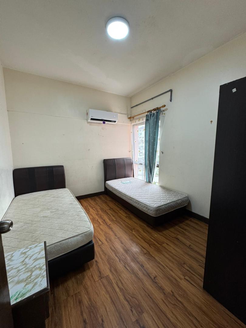 MARINA COURT RESORT CONDOMINIUM image