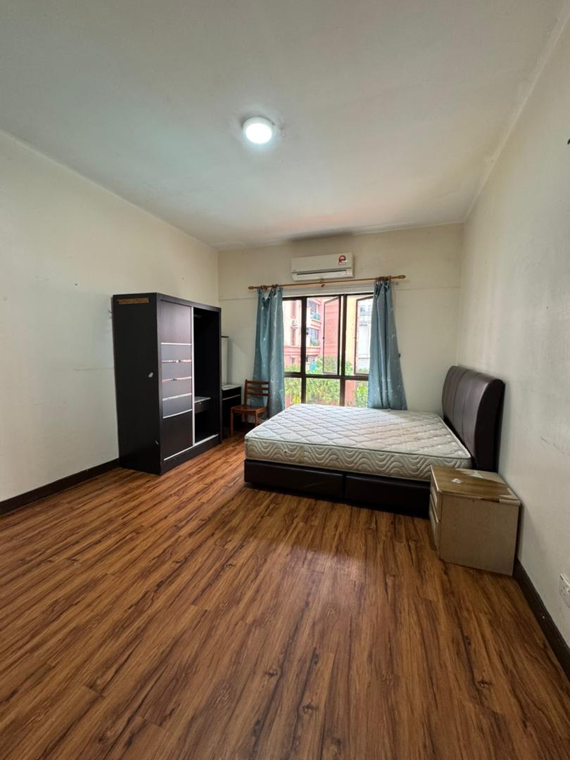 MARINA COURT RESORT CONDOMINIUM image