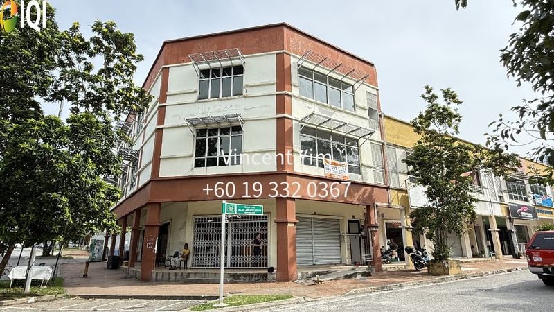 Hicom Glenmarie Landmark Corner 3-Storey Shop Office for Sale