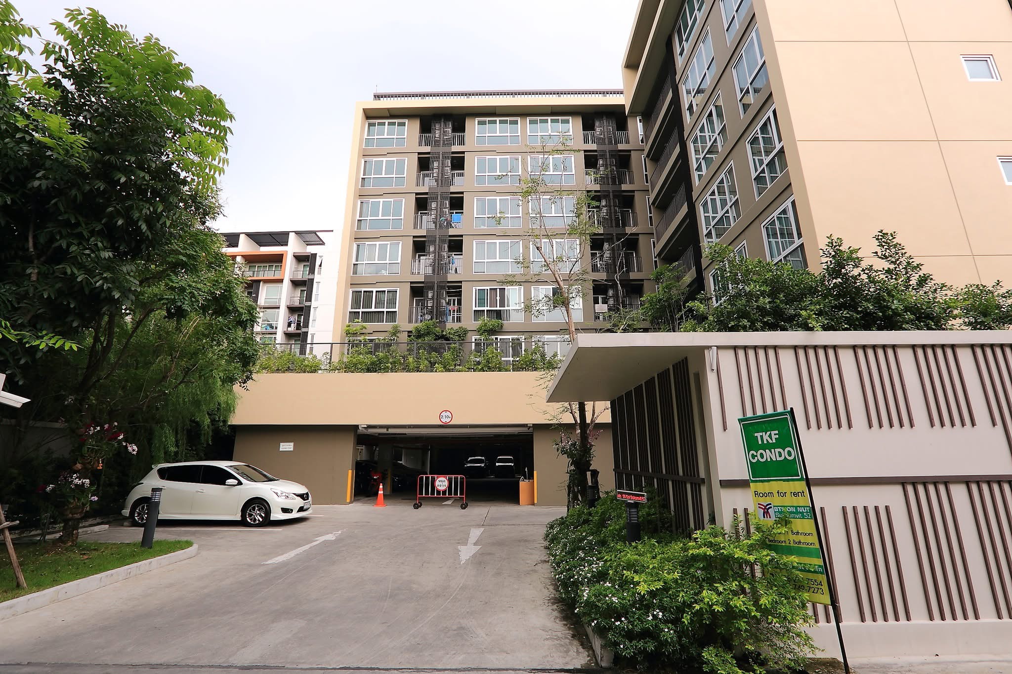 TKF Condo Sukhumvit 52 (1 bedroom size 42 sqm.) image