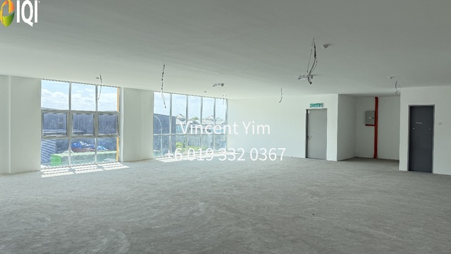 Brand New 3-Storey Semi-Detached Corner Factory with Large Land | ETP Meru Industrial Park, Klang image