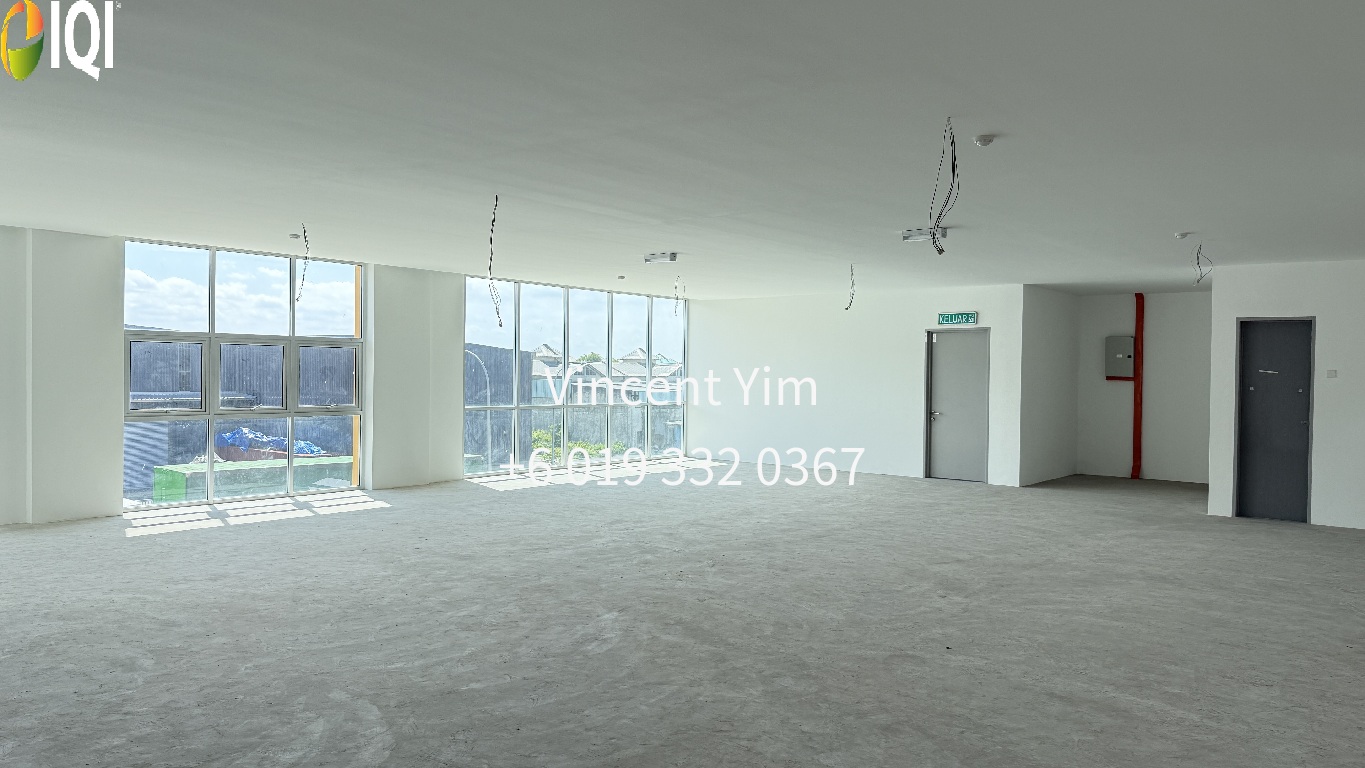 Brand New 3-Storey Semi-Detached Corner Factory with Large Land | ETP Meru Industrial Park, Klang image
